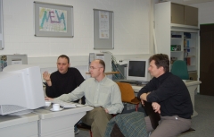 work in Prof. Weinert's Lab -> large image 2